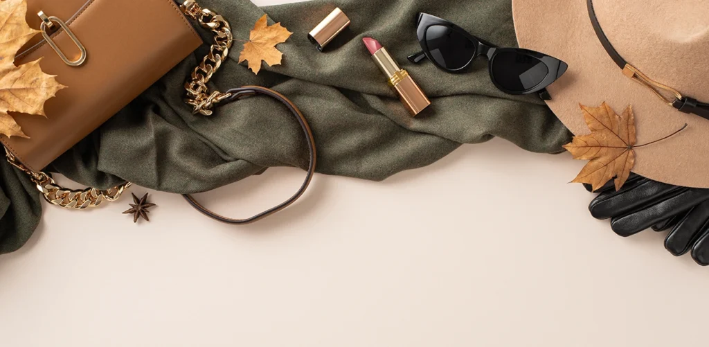 VÊTEMENTS, ACCESSOIRES ET MAQUILLAGE